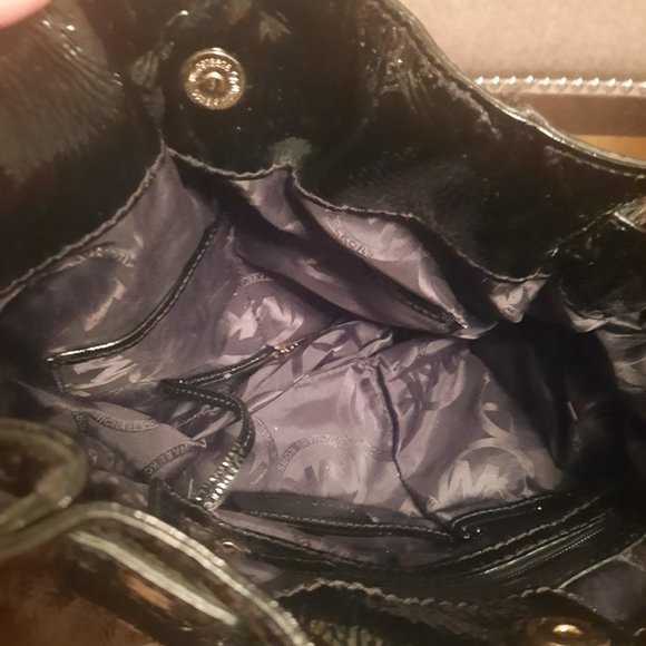 Michael Kors Patent Leather Hamilton Bag - Picture 6 of 13